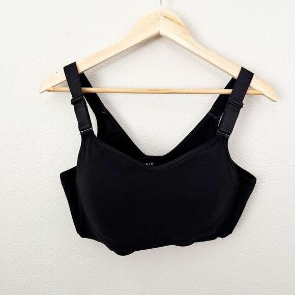 TORRID ACTIVE | Black Padded Sport Bra Adjustable Back Straps | Size 40D - Picture 1 of 5